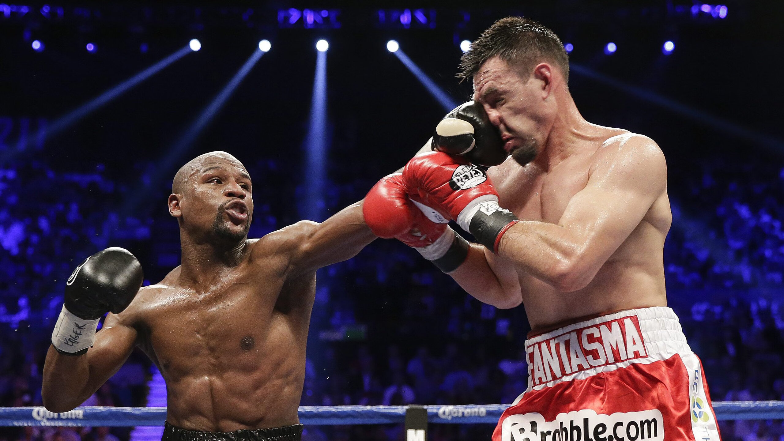 弗朗索瓦·霍尔茨豪伊泽:南非队不可或缺的核心后场球员,霍弗尔狼队